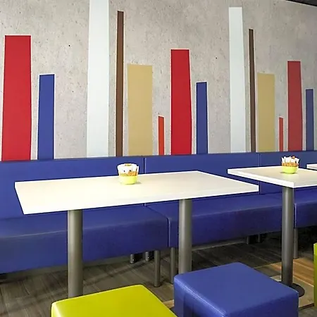 Ibis Budget Lyon Eurexpo - ホテル シャシウ