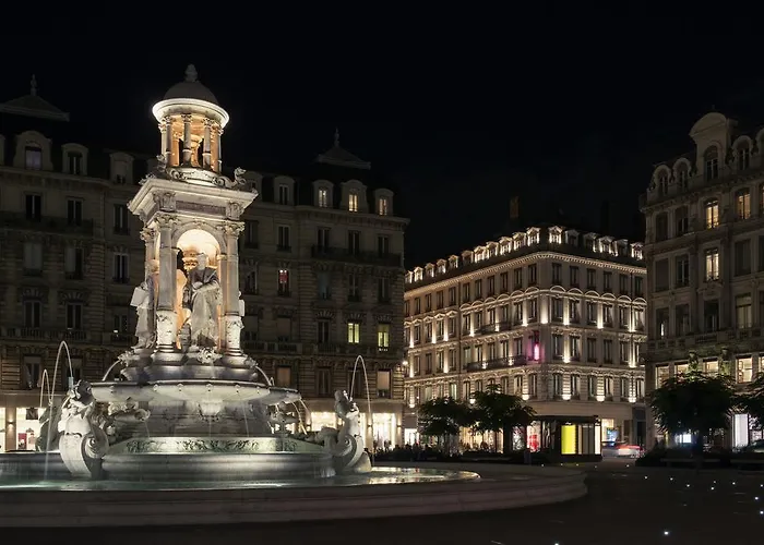 Ibis Budget Lyon Eurexpo - 호텔 샤시유